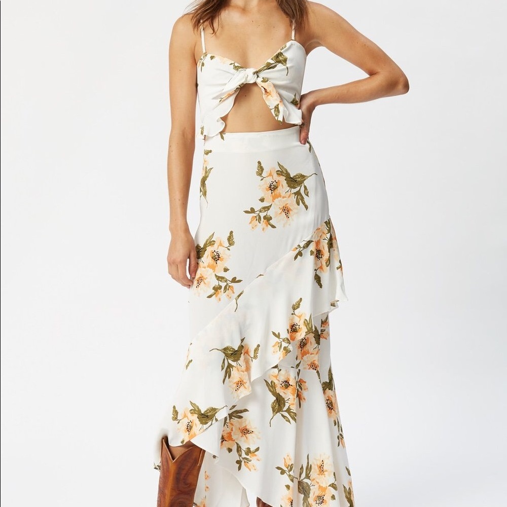 Michelle Maxi - Orange Gatherings
